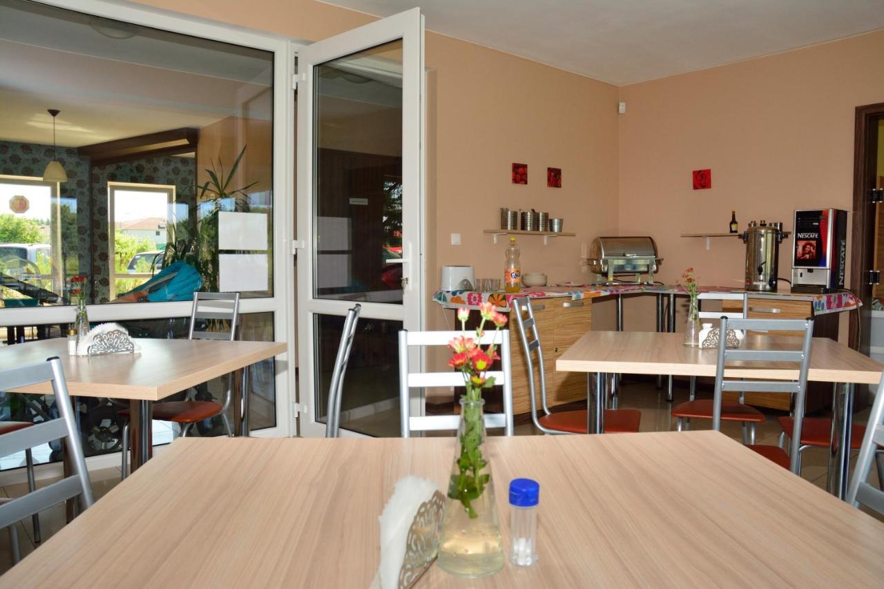 Ametyst Bed and Breakfast Grzybowo  Exterior foto